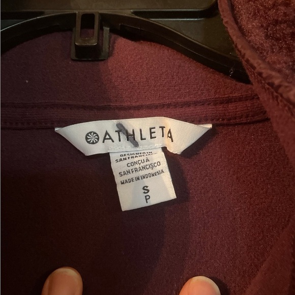 NWOT Athleta Cozy Sherpa size small spiced Cabernet - Picture 3 of 4